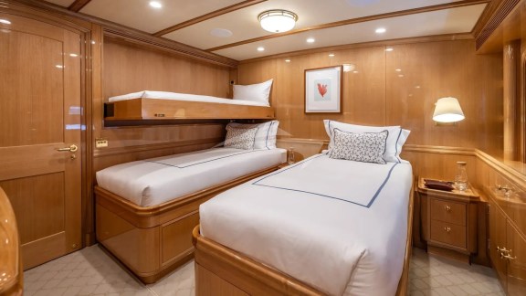 Image of MAXIMUS yacht #12