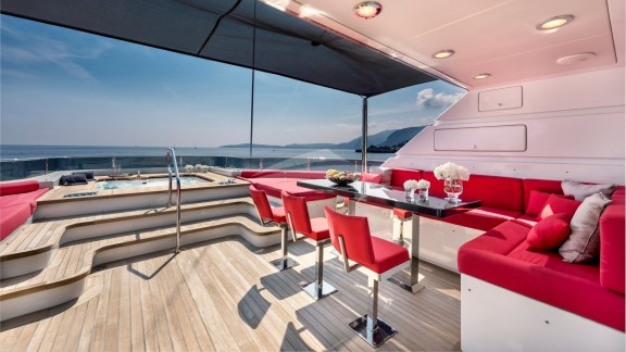 Image of GRAYZONE yacht #14