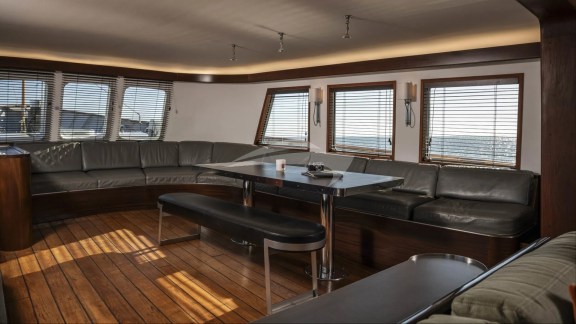 Image of LA FENICE yacht #8