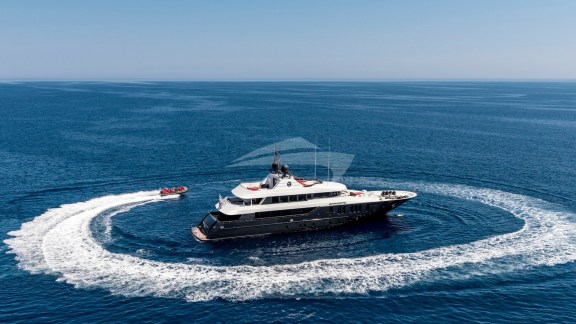 Image of GRAYZONE yacht #26