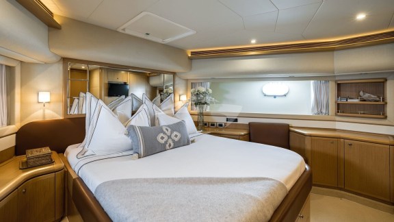 Image of WILJIM V yacht #22