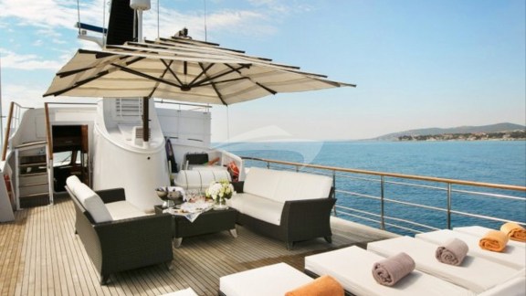 Deck seating and sun loungers