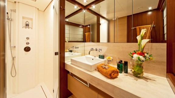 Image of SOIREE yacht #16