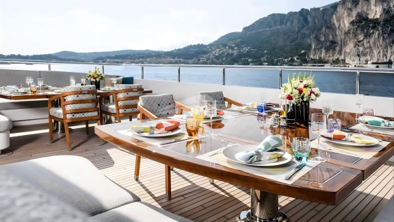 Image of M'BRACE yacht #12