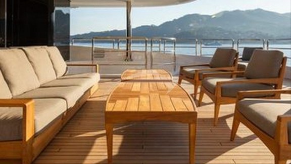 Deck Seating