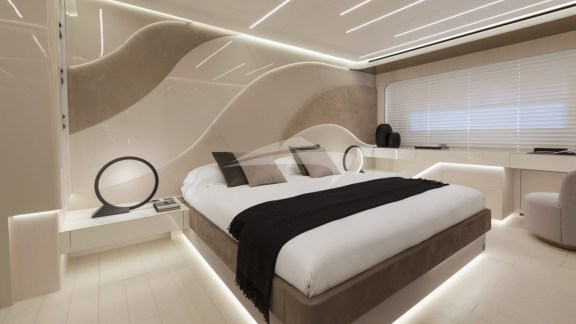 N1 Mangusta 165 REV VIP Suite