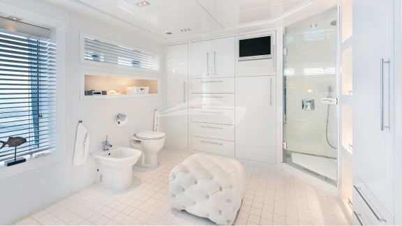 Image of GRAYZONE yacht #7