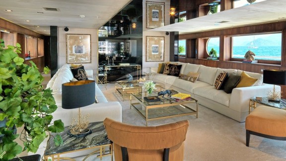 Image of QUEEN MARE yacht #12