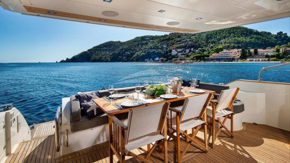 Aft deck Dining