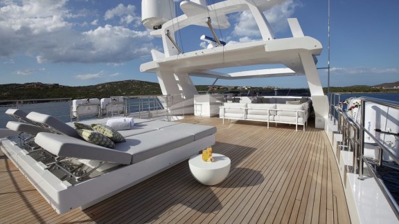 Image of WILLOW yacht #2