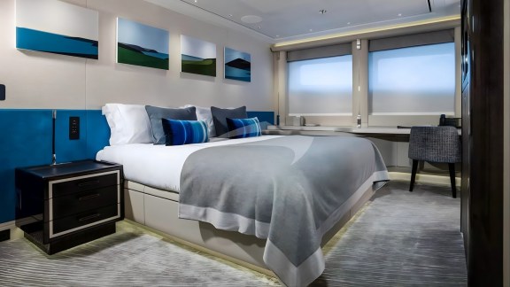 Image of M'BRACE yacht #23