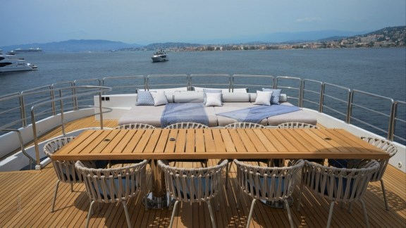 Deck Seating