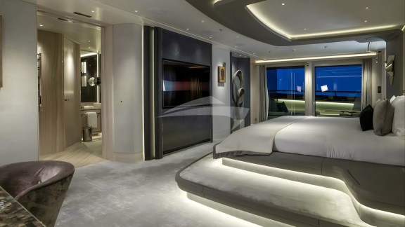 Image of M'BRACE yacht #15