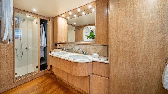 Image of OPERA yacht #2