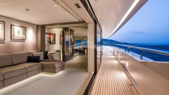 Image of M'BRACE yacht #14