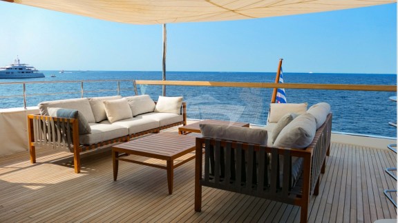 Deck Seating