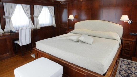 Master Cabin Upper Deck