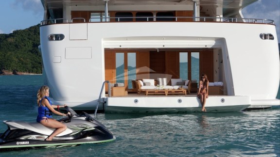 Swim Platform & Toys