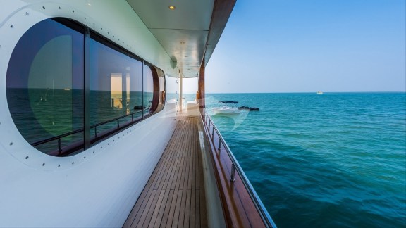 Exterior starboard with tender