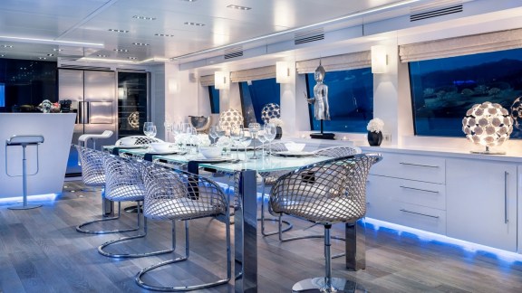 Image of GRAYZONE yacht #10