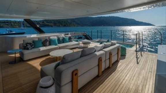 Deck Seating