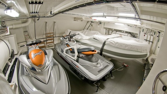 Garage and Toy Strage