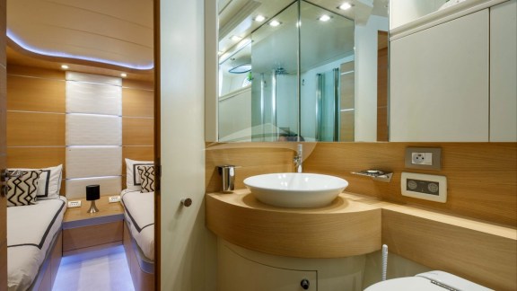 Twin Cabin and Bathroom