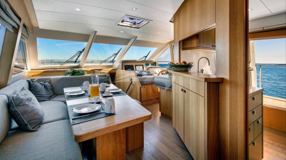 Upper Lounge and Bridge