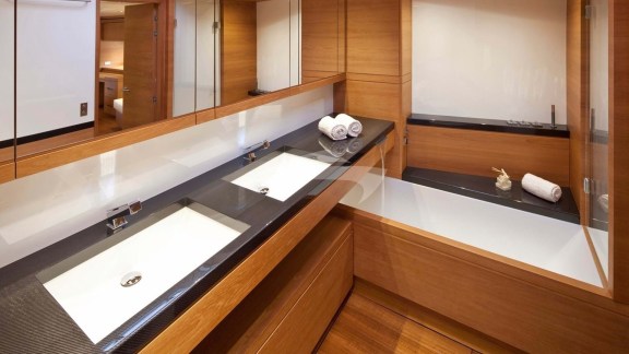 Master cabin bathroom