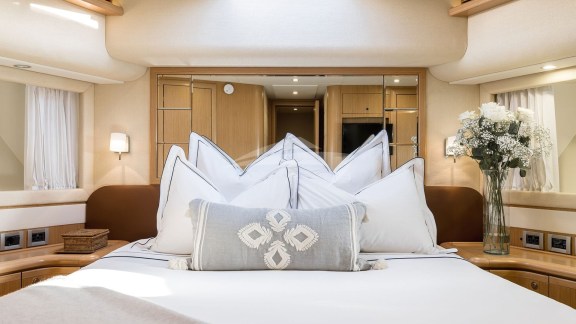 Image of WILJIM V yacht #10