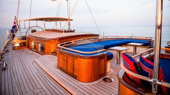 Deck Seating