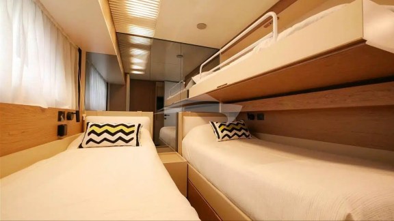 Twin Cabin with Pullman