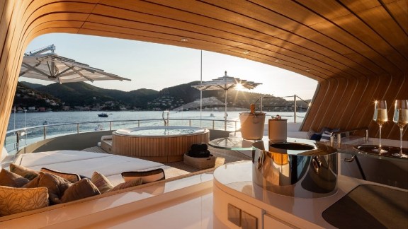 Image of LADY A yacht #18