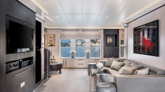 Image of GRAYZONE yacht #4