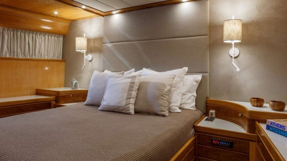 Image of VA BENE yacht #8