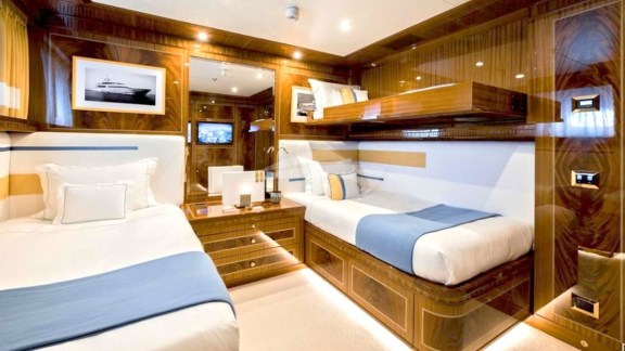 Twin Cabin with Pullman