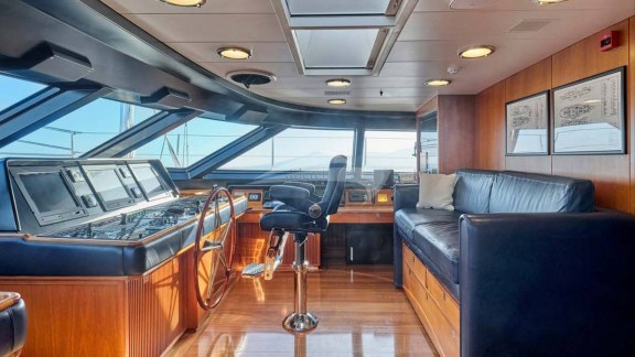 Image of BURRASCA yacht #13