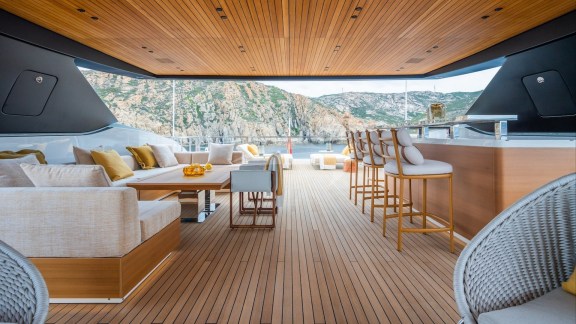 Deck Seating and Bar