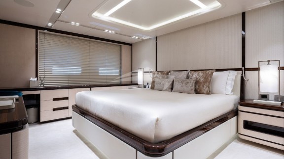 Image of LADY A yacht #25