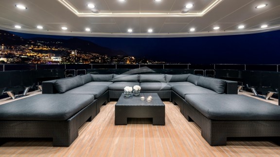 Image of GRAYZONE yacht #16