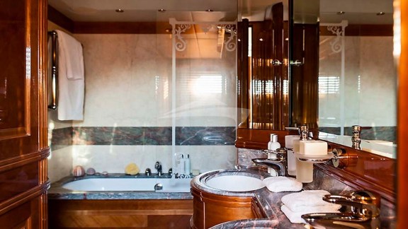 Image of METSUYAN IV yacht #10