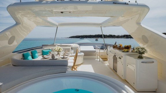 Image of WILJIM V yacht #23