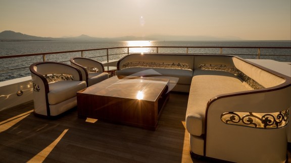 Sundeck and seating