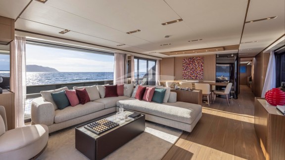 FerrettiYachts1000NewClassic_0003_50749