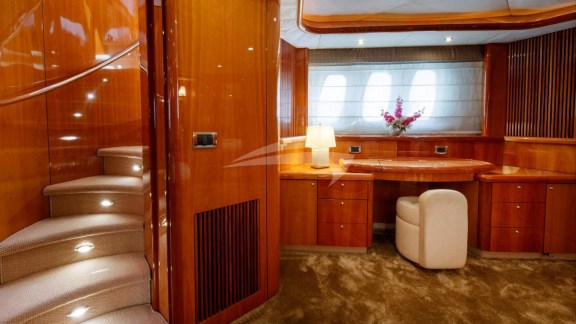 Master Cabin Foyer and Stairs