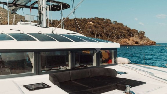 Image of SERENITE yacht #11