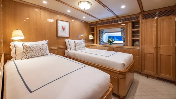 Image of MAXIMUS yacht #14