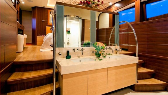 Image of SOIREE yacht #17