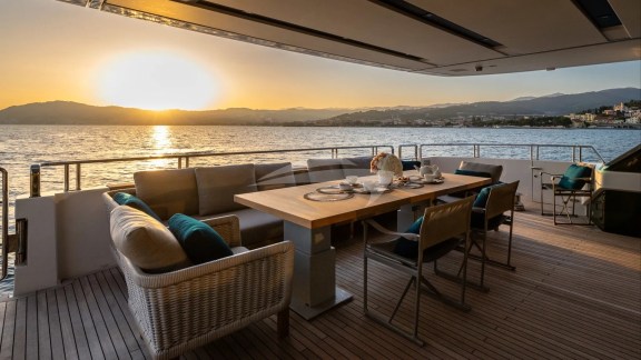 Sunset deack seating