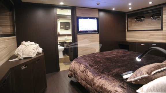 Double master suite